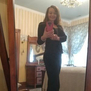 Meet your Posher, Suzanne